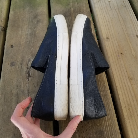 Chelsea + Crew Black Leather Slip On Sneakers 9 - Picture 3 of 6